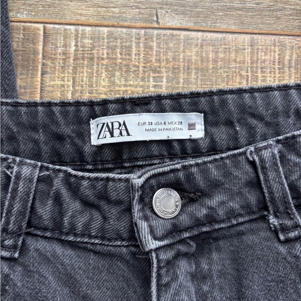Zara Washed Black Jeans - Picture 4 of 4